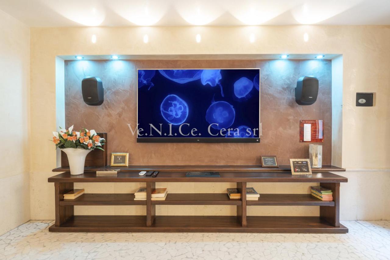 Ve.N.I.Ce. Cera Ca' Del Gondoliere Appartement Venetië Buitenkant foto